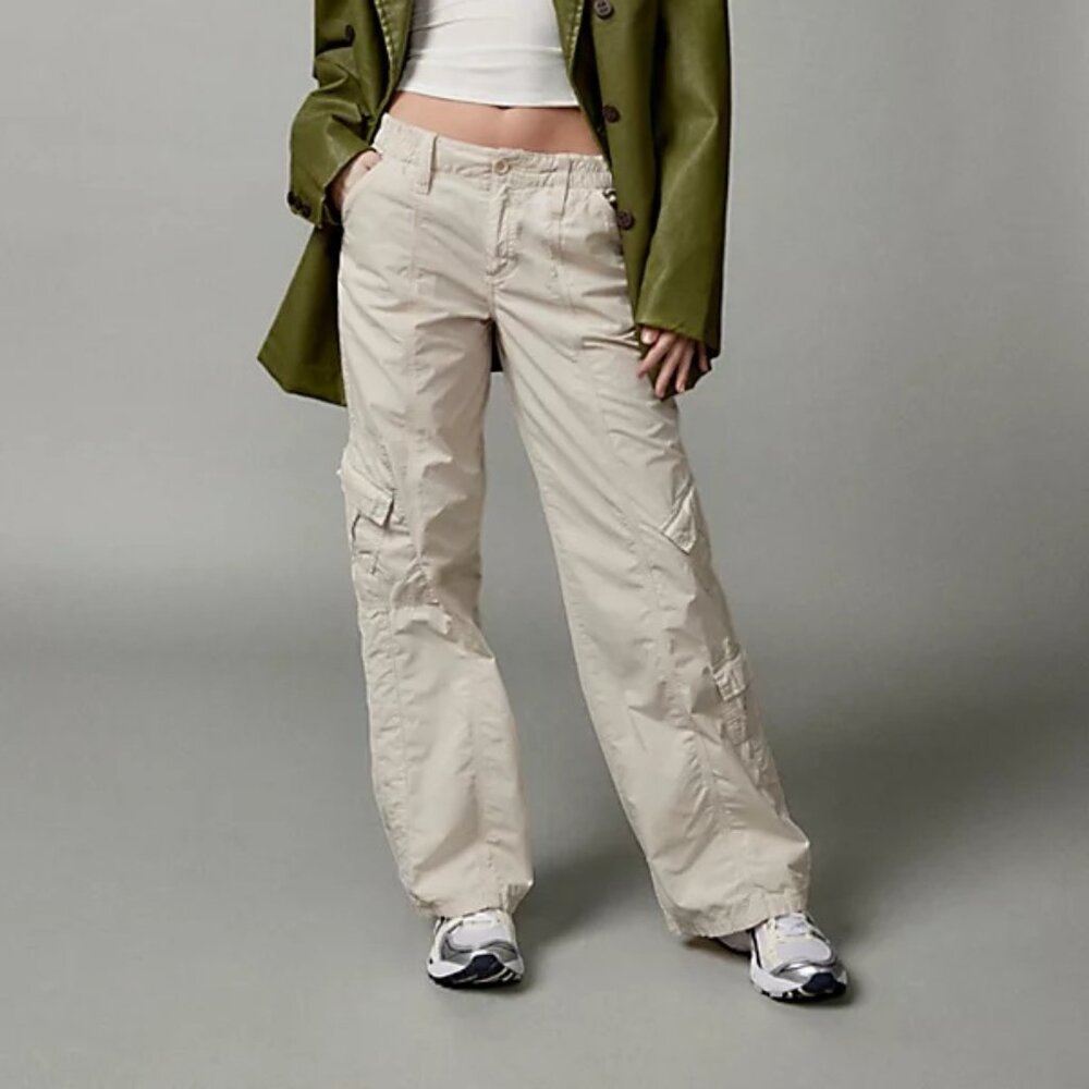 BDG Y2K Low-Rise Cream Cargo Pants